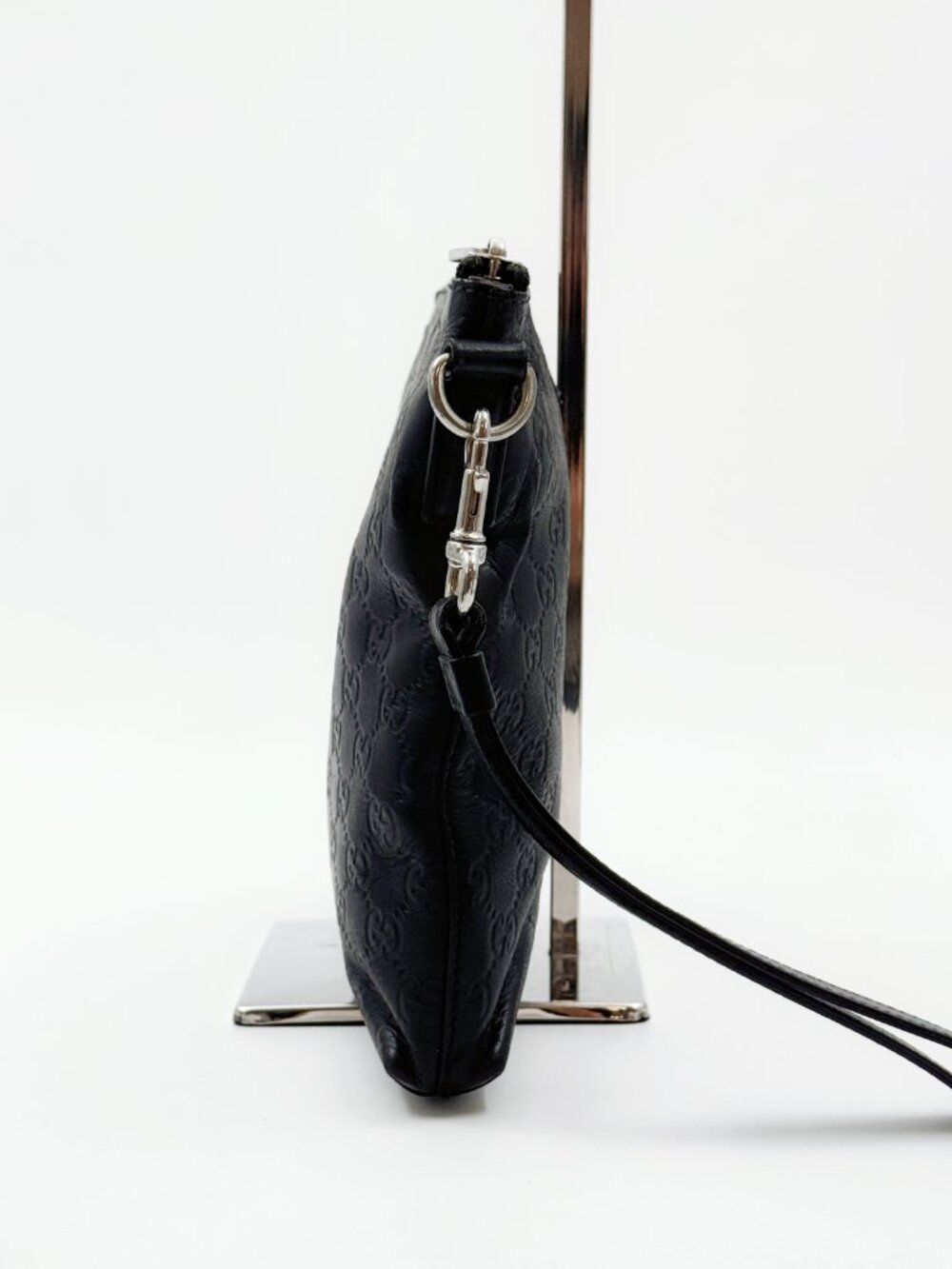 Gucci Micro Guccissima Black Leather Wristlet Clutch Pouch - Picture 5 of 14